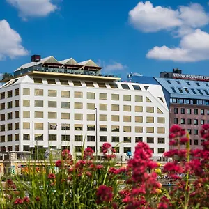 Radisson Red Hotel, Viyana